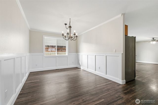 402 Lacey Avenue, Selah, WA 98942