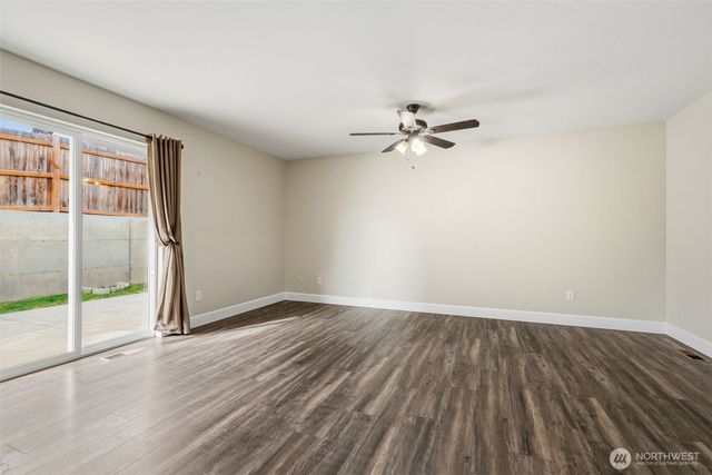 402 Lacey Avenue, Selah, WA 98942