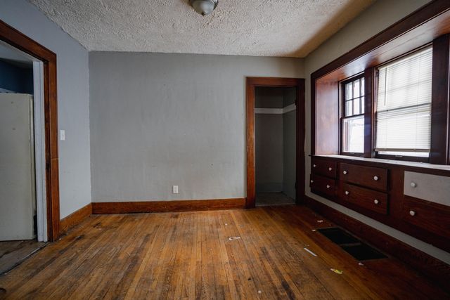 1522 Robertson Avenue, Lansing, MI 48915