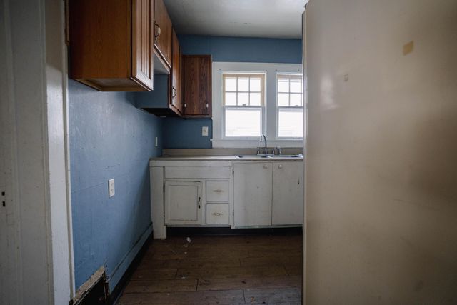 1522 Robertson Avenue, Lansing, MI 48915