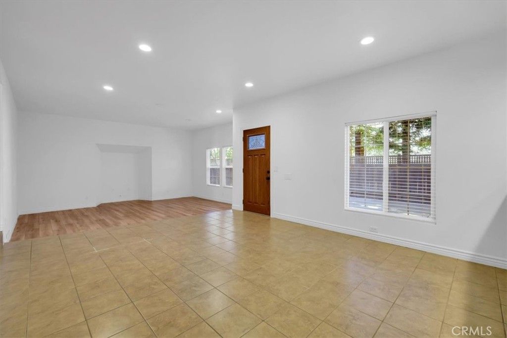 Image 9 of property listing at 2085 Mulberry Street, Chico, CA 95928