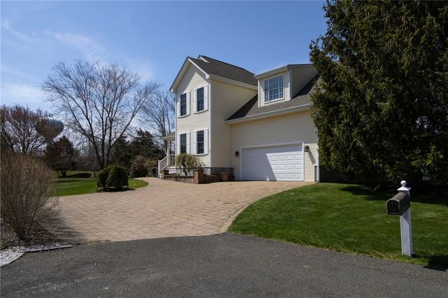 25 Southern View Drive, Narragansett, RI 02882