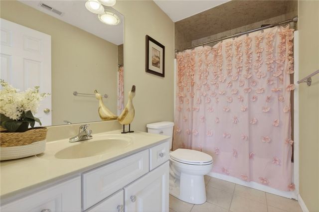 25 Southern View Drive, Narragansett, RI 02882