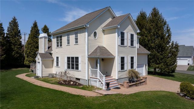 25 Southern View Drive, Narragansett, RI 02882