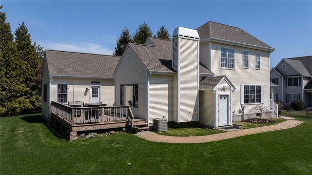 25 Southern View Drive, Narragansett, RI 02882