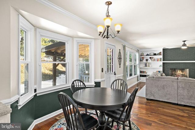 105 CHINABERRY DR, Fredericksburg, VA 22407