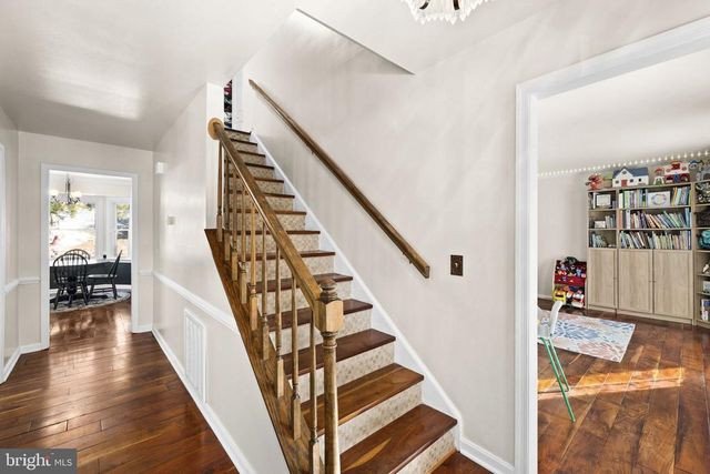 105 CHINABERRY DR, Fredericksburg, VA 22407