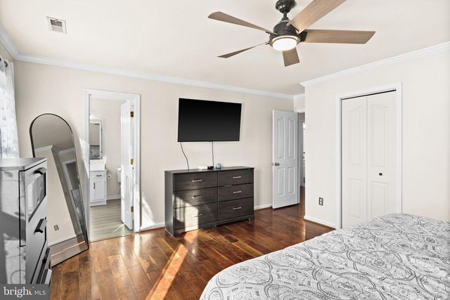 105 CHINABERRY DR, Fredericksburg, VA 22407