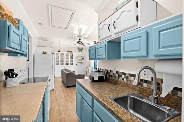 105 CHINABERRY DR, Fredericksburg, VA 22407