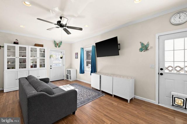 105 CHINABERRY DR, Fredericksburg, VA 22407