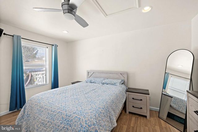 105 CHINABERRY DR, Fredericksburg, VA 22407