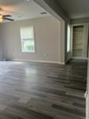 1103 Pirtle Street, La Marque, TX 77568