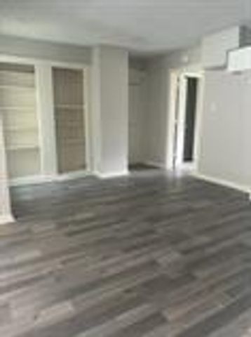 1103 Pirtle Street, La Marque, TX 77568