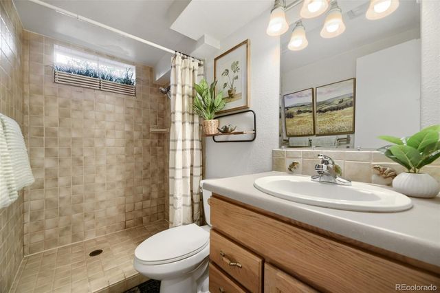 5810 S Julian Street, Littleton, CO 80123