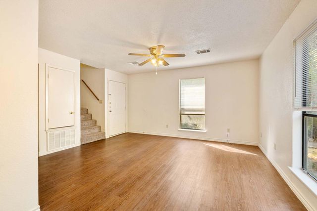 200 Concho ST B, Lockhart, TX 78644