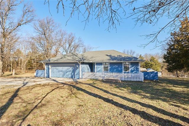 3253 Concord Church Road, Bates City, MO 64011