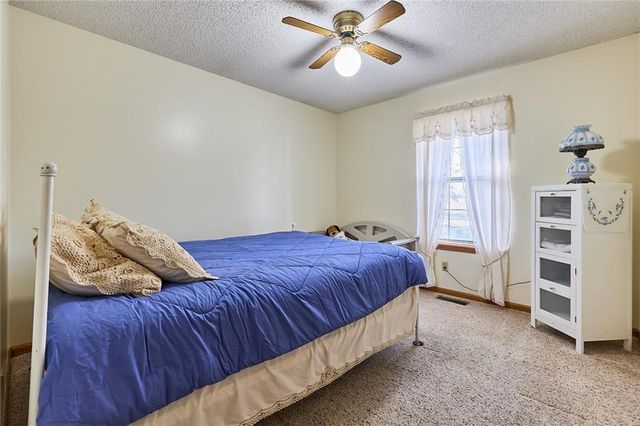 3253 Concord Church Road, Bates City, MO 64011