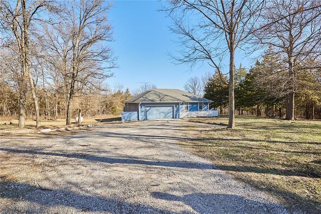 3253 Concord Church Road, Bates City, MO 64011