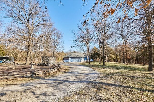 3253 Concord Church Road, Bates City, MO 64011