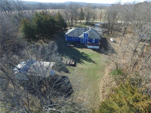 3253 Concord Church Road, Bates City, MO 64011