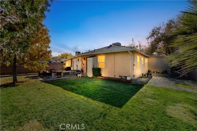 1335 W Ivyton, Lancaster, CA 93534