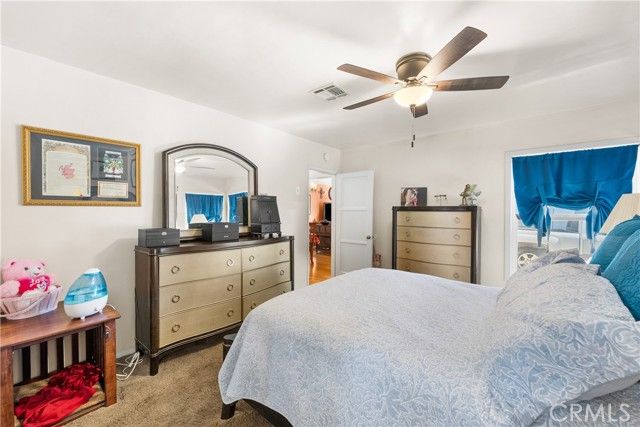 1335 W Ivyton, Lancaster, CA 93534