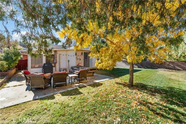 1335 W Ivyton, Lancaster, CA 93534