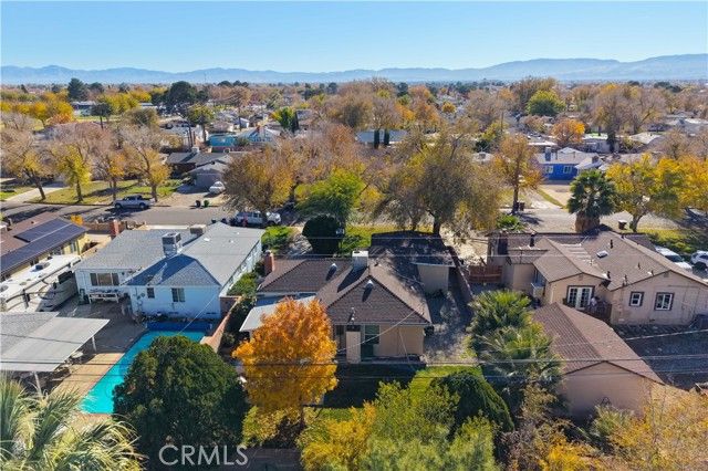 1335 W Ivyton, Lancaster, CA 93534