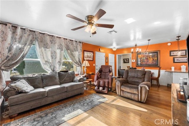 1335 W Ivyton, Lancaster, CA 93534