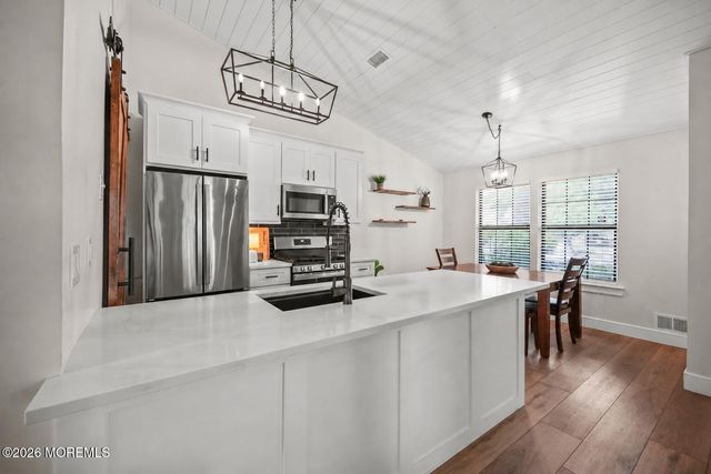 1900 Lilly Lane, Jackson, NJ 08527