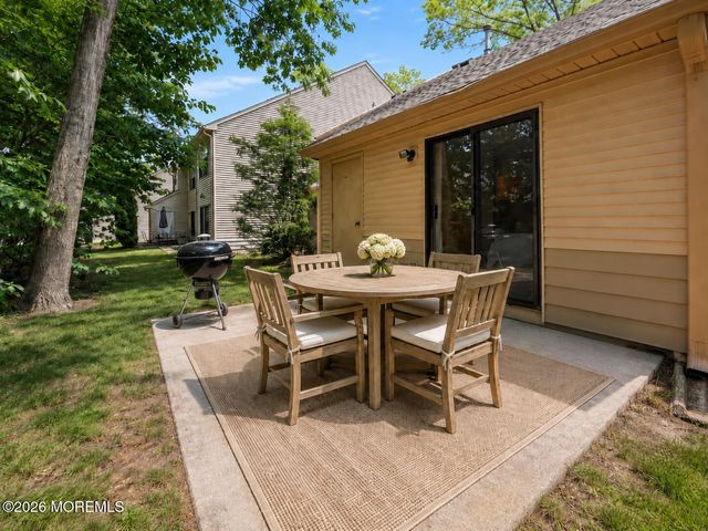 1900 Lilly Lane, Jackson, NJ 08527