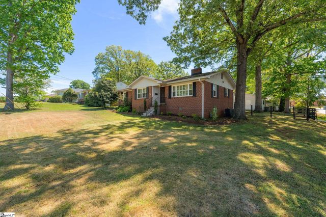 117 Birchwood Drive, Greenville, SC 29605