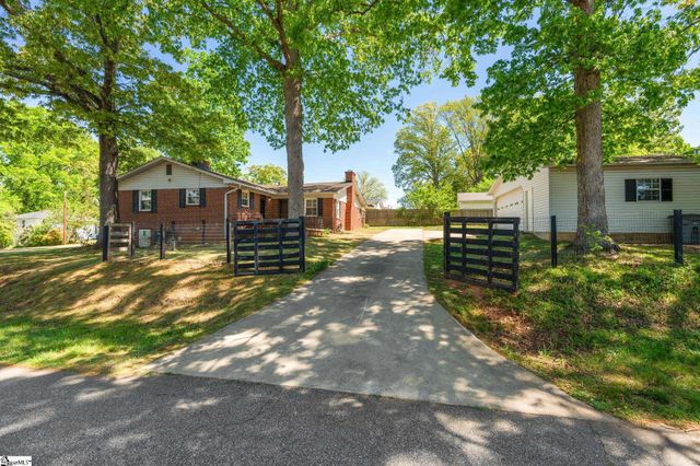 117 Birchwood Drive, Greenville, SC 29605