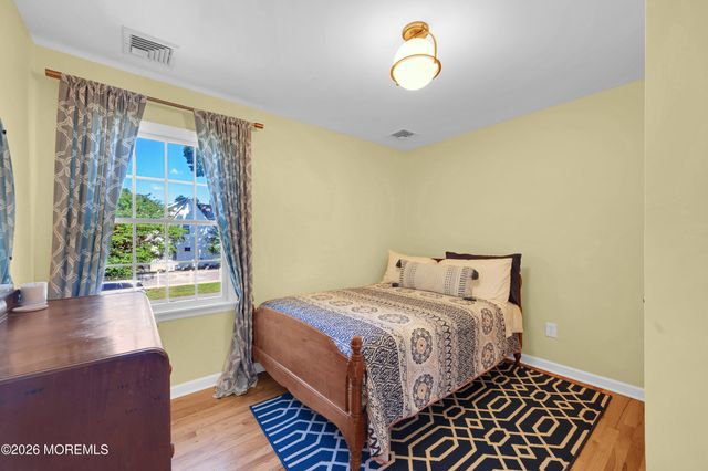 402 Morgan Parkway, Brielle, NJ 08730