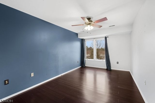 66 Sam Bonnell Dr, Union Twp., NJ 08809