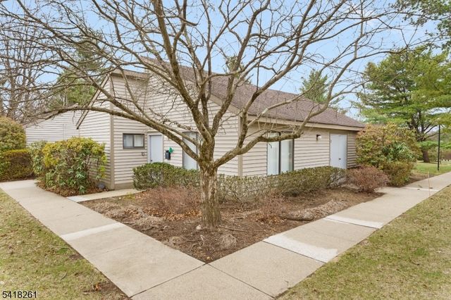 66 Sam Bonnell Dr, Union Twp., NJ 08809