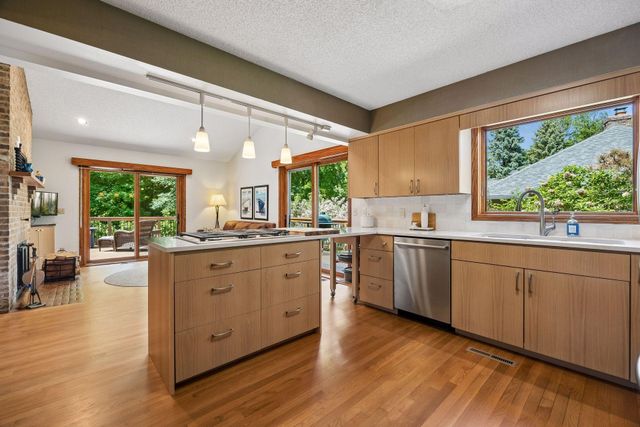 4400 Shady Lane, Mound, MN 55364