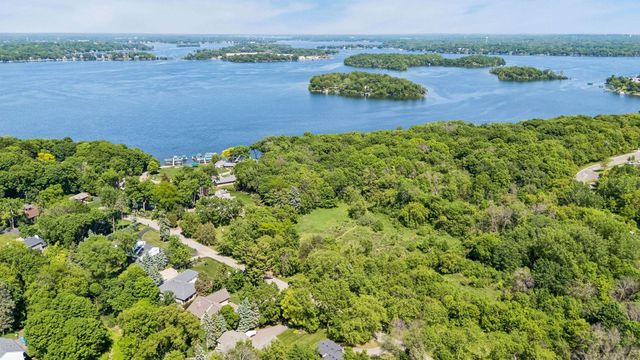4400 Shady Lane, Mound, MN 55364