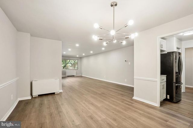 1900 LYTTONSVILLE RD #216, Silver Spring, MD 20910