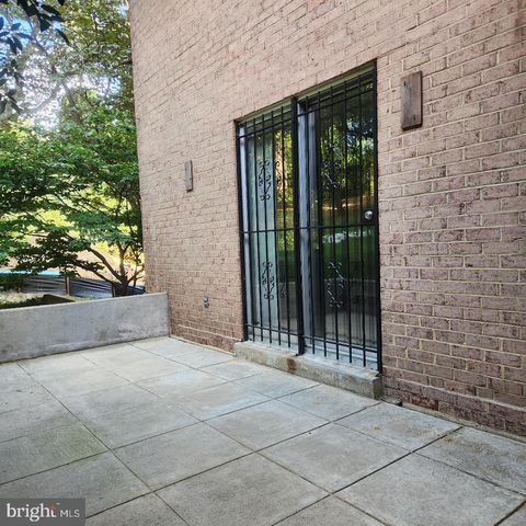 1900 LYTTONSVILLE RD #216, Silver Spring, MD 20910