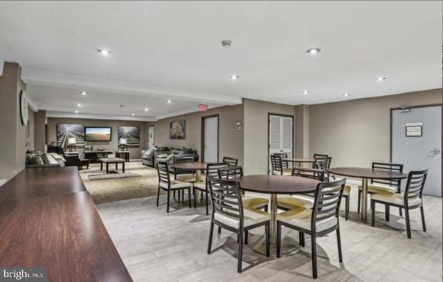 1900 LYTTONSVILLE RD #216, Silver Spring, MD 20910