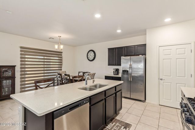 6580 S Placita Naranja, Tucson, AZ 85757