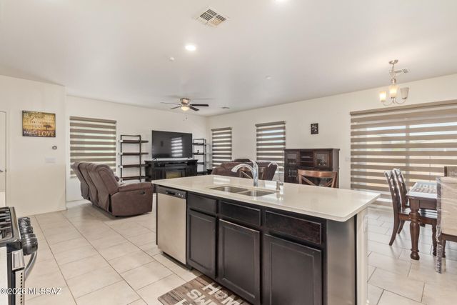 6580 S Placita Naranja, Tucson, AZ 85757