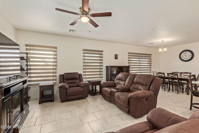 6580 S Placita Naranja, Tucson, AZ 85757