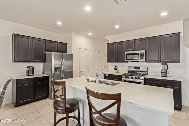 6580 S Placita Naranja, Tucson, AZ 85757