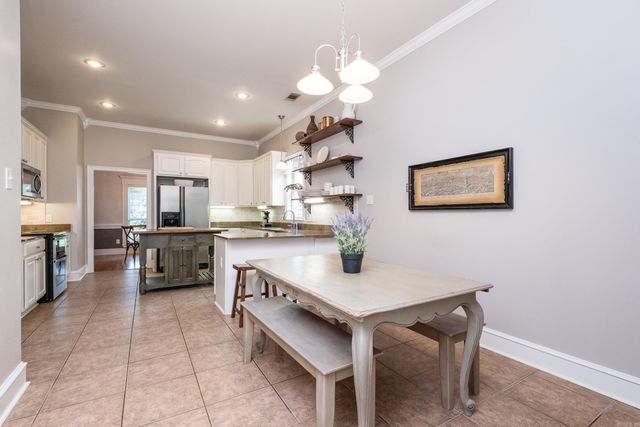 12425 Brodie Creek Trail, Little Rock, AR 72211