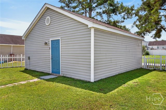 33 Westbourne Way, Savannah, GA 31407