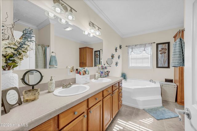 10 Hermitage Road, Castle Hayne, NC 28429