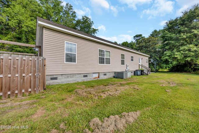 10 Hermitage Road, Castle Hayne, NC 28429