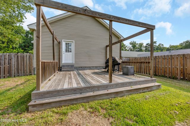 10 Hermitage Road, Castle Hayne, NC 28429